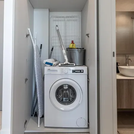 Aden Iv Apartment *